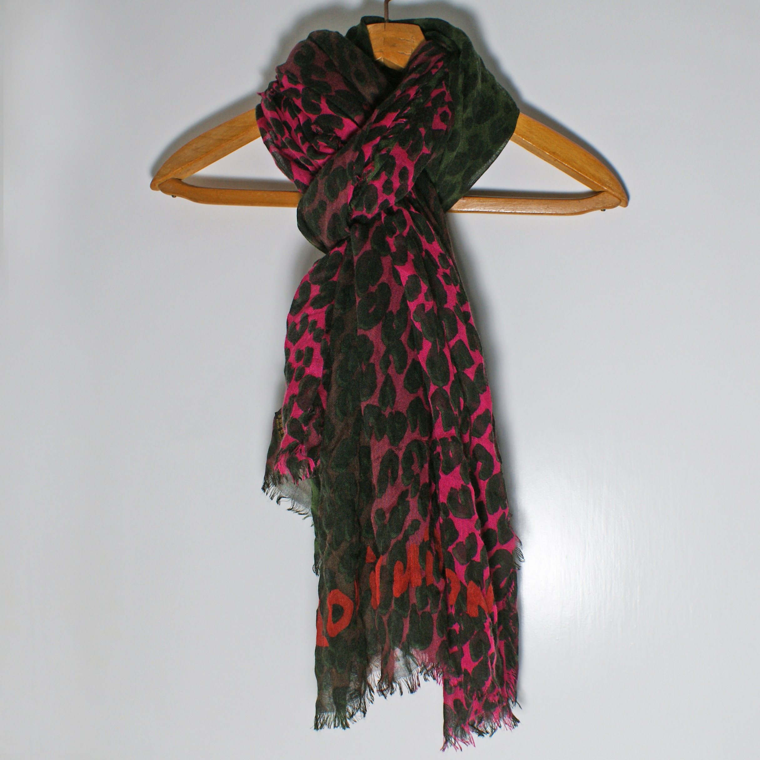 YEEES,IT´S KATE LOUIS VUITTON LEOPARD STEPHEN SPROUSE CASHMERE SILK SHAWL  SCARF
