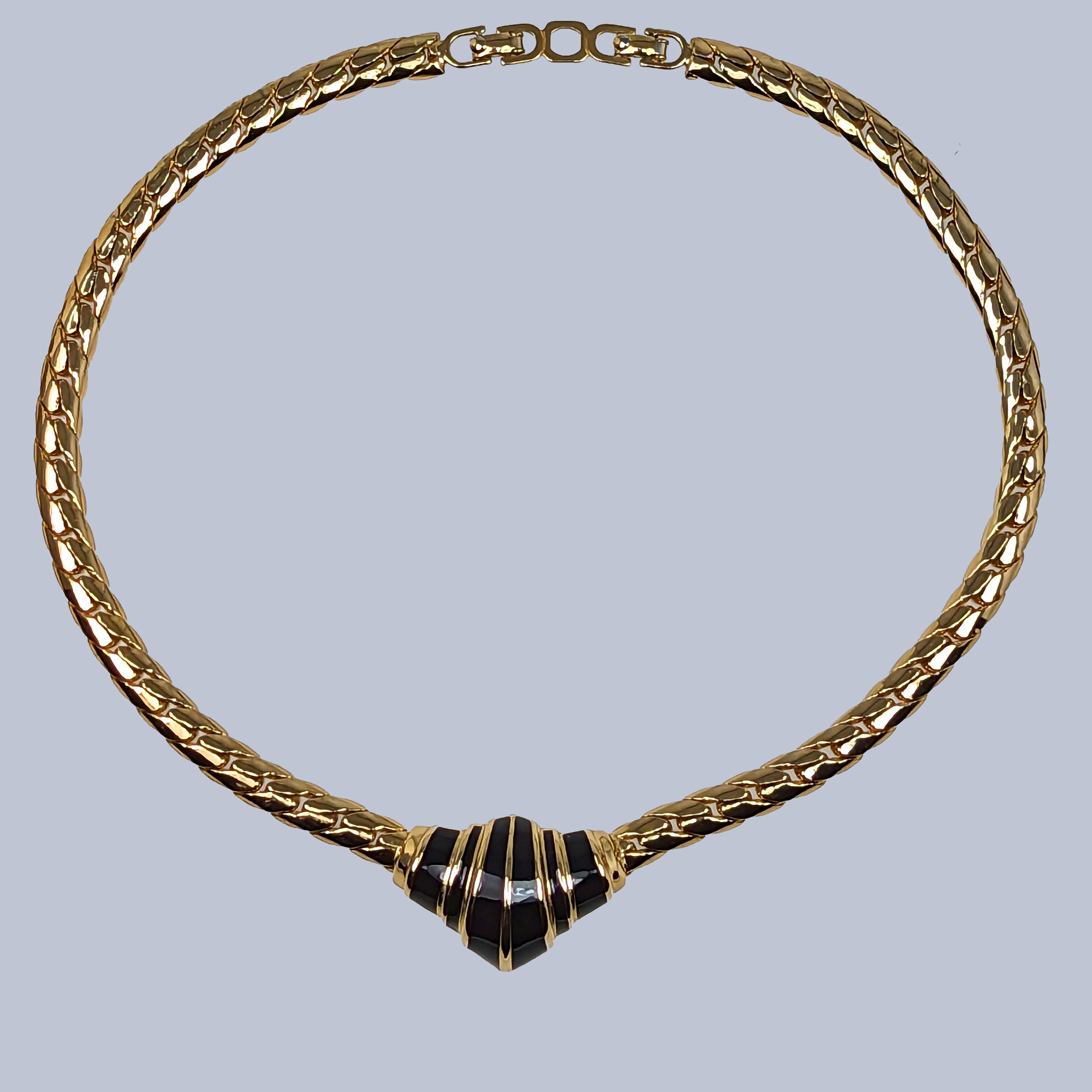 U94 Vintage Christian Dior Enamel Necklace 165 01